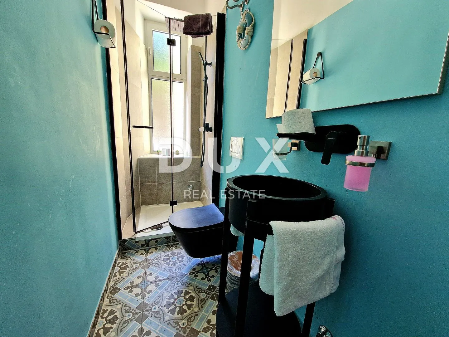 opatija, centar - stan od 100 m2, drugi red do mora - slika 20