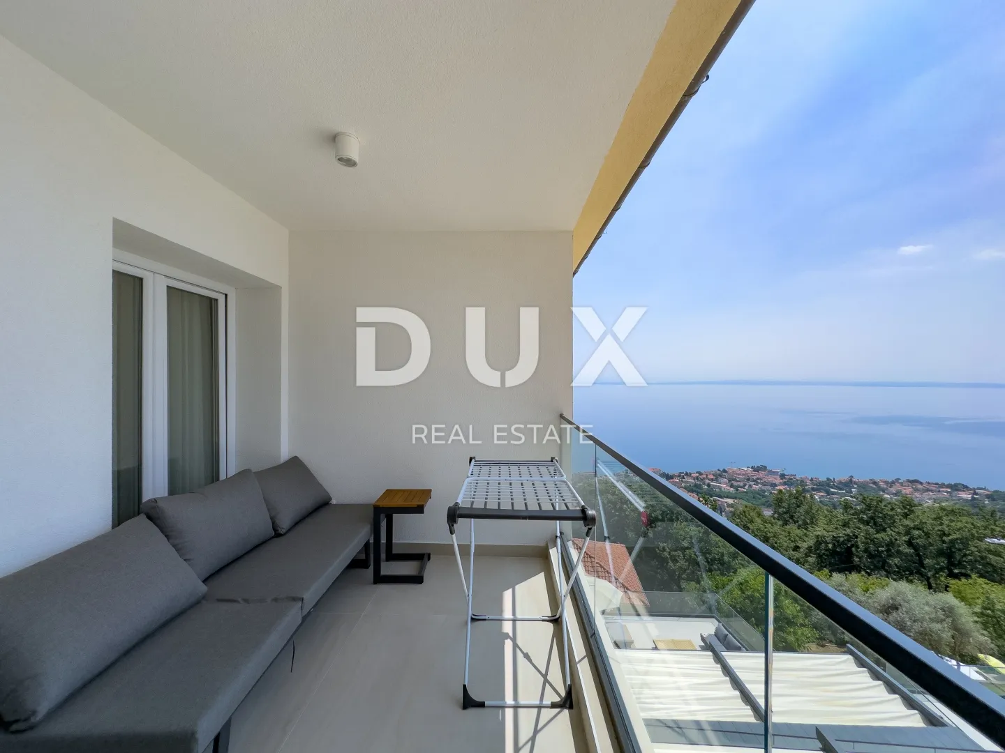 opatija, lovran - ekskluzivan stan s panoramskim pogledom i bazenom - slika 12