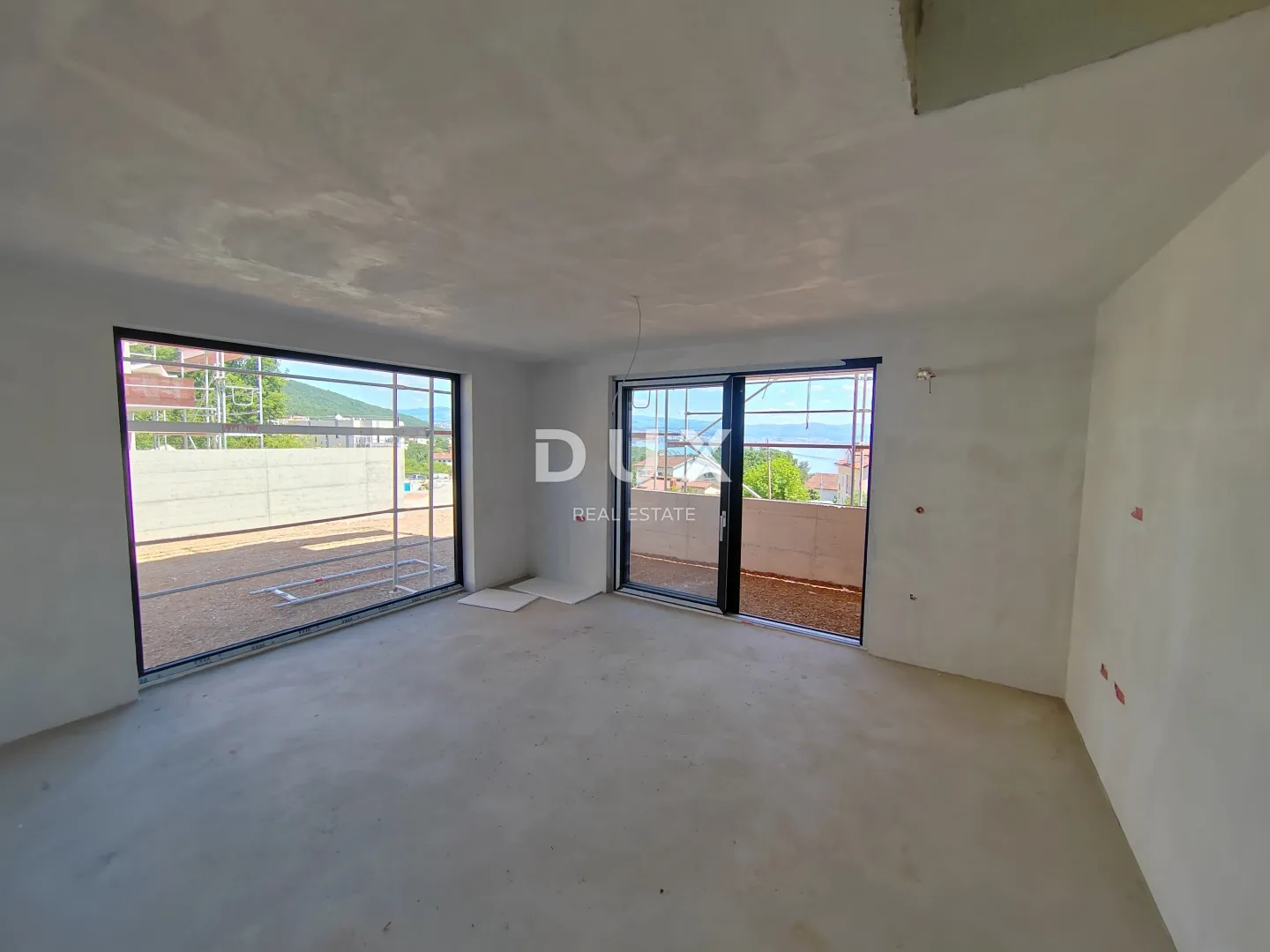 opatija, ika, dvoetažni stan, 131 m2, pogled, okućnica - slika 11