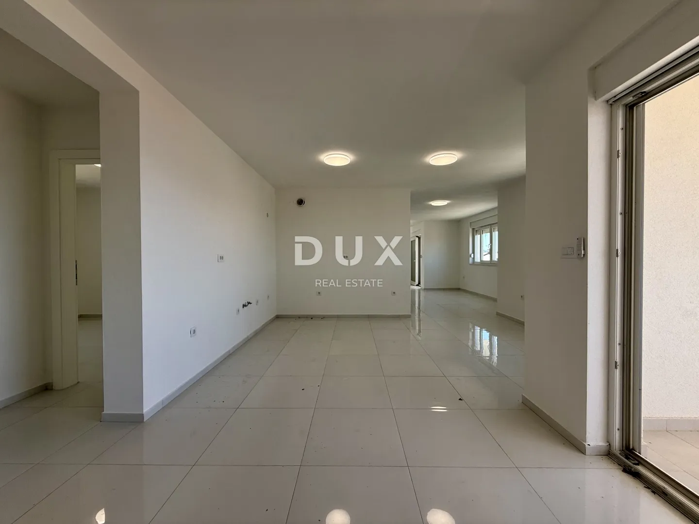 crikvenica, trosobni apartman, 123 m2, prvi kat, novogradnja, 350 metara od mora - slika 7