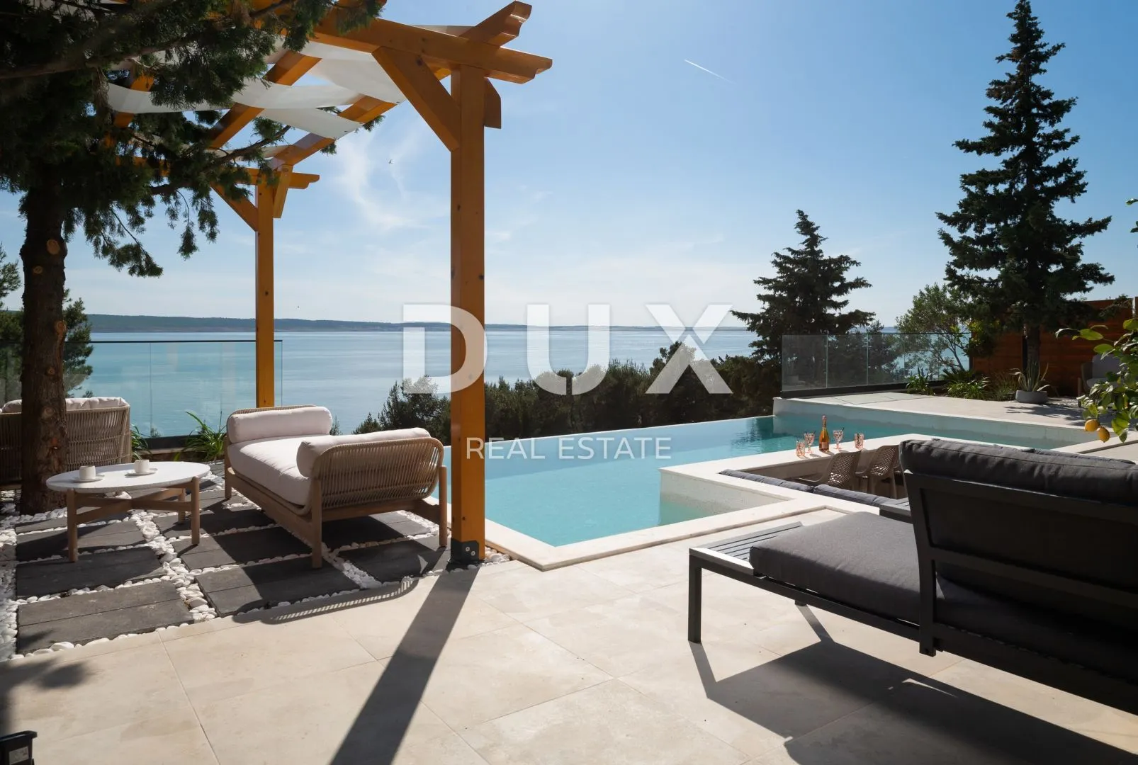 zadar, starigrad - luksuzna vila 100 m od mora - slika 7