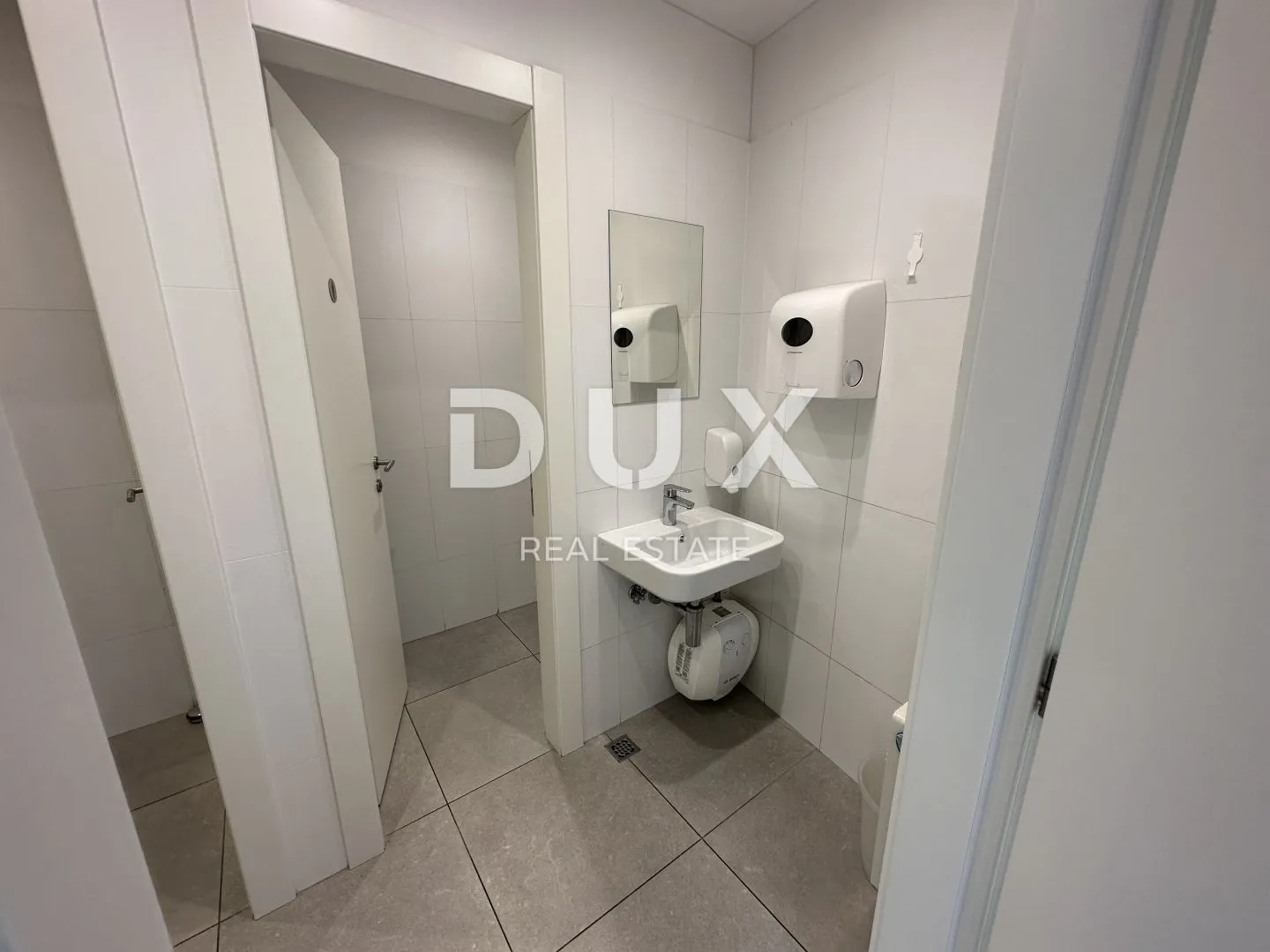 matulji - poslovni prostor 300m2 - slika 16