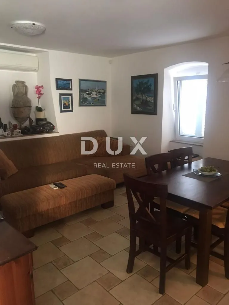 otok krk, grad krk - kuća sa 2 apartmana 100 m od mora - slika 20