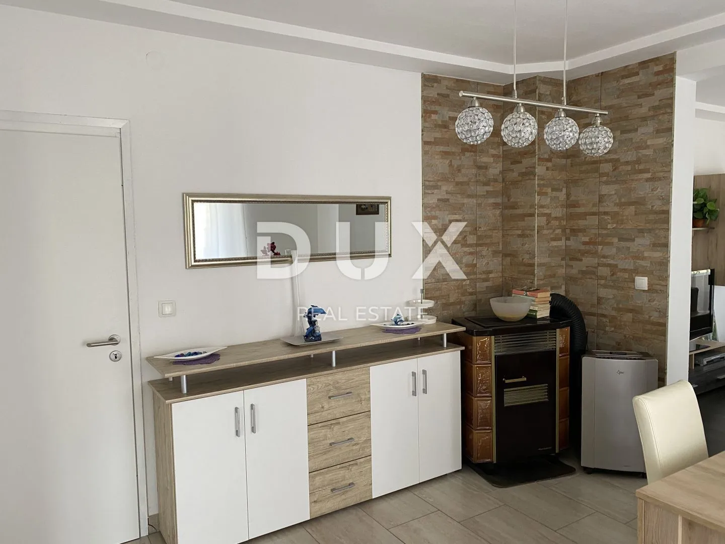 istra, labin - dvije kuće s pripadajućim bazenima - slika 11