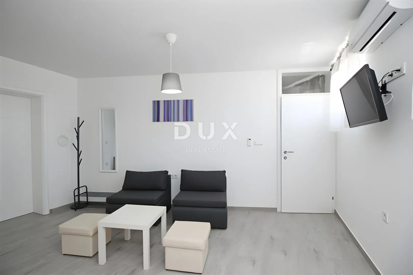 otok krk, baška - dva apartmana prvi red do mora - slika 17