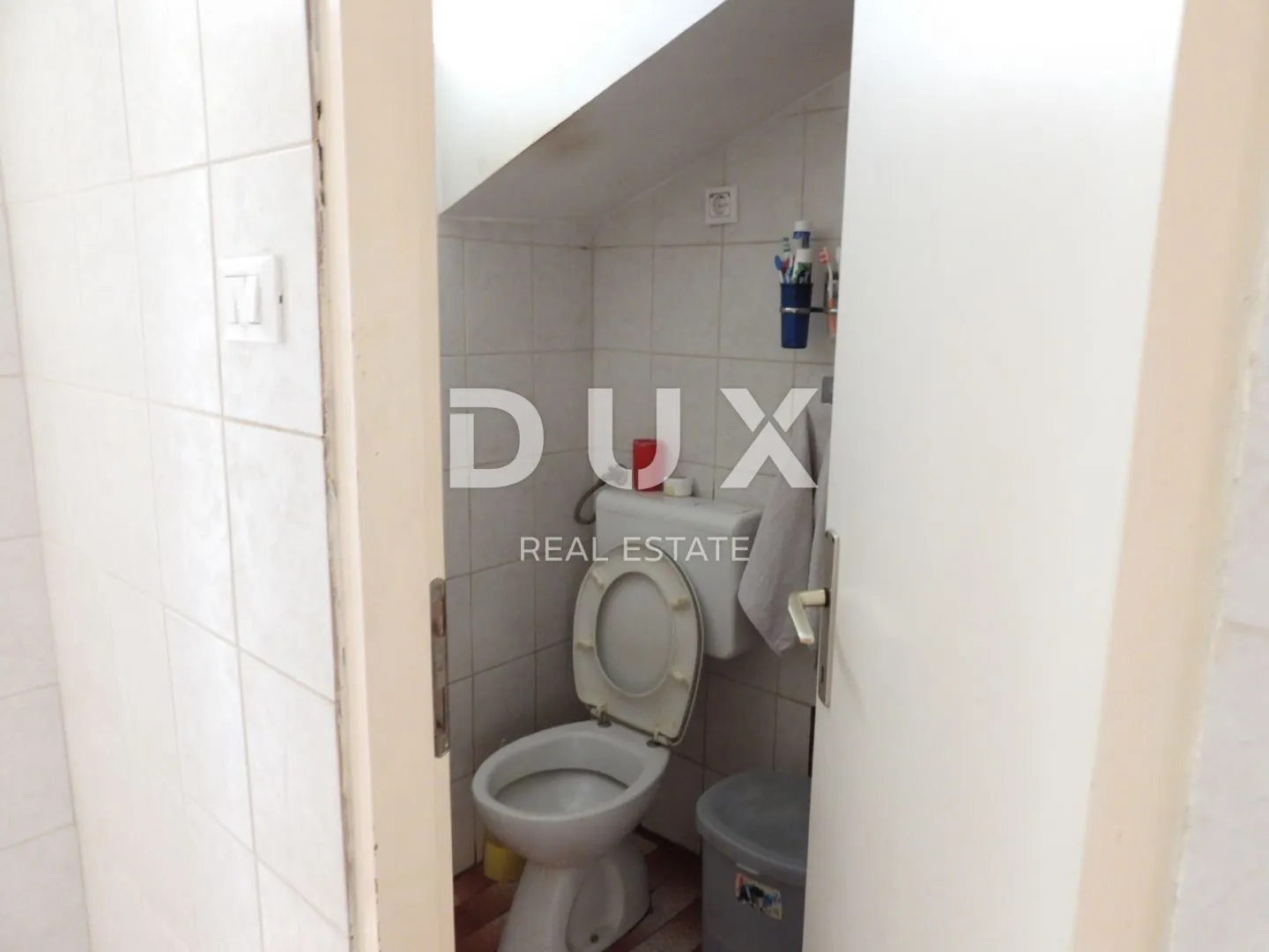 lovran, centar - stan 2. red do mora 110m2 s panoramskim pogledom na more - slika 25