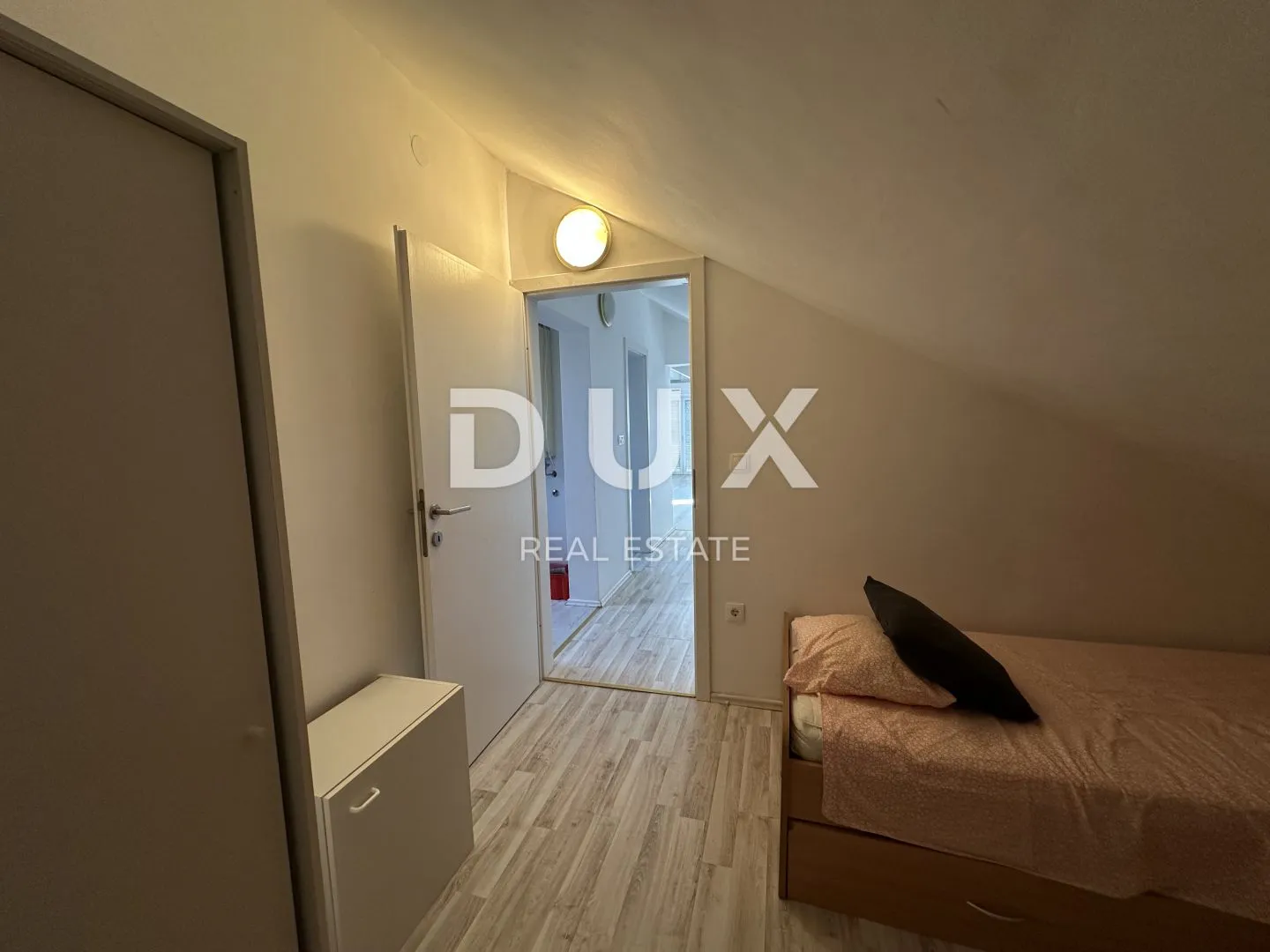 vrsi - apartman 3s+db - pogled na more! - slika 9