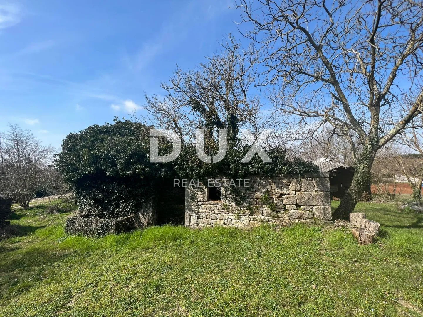 istra, sv. petar u šumi - dvije starine s okućnicom - slika 6