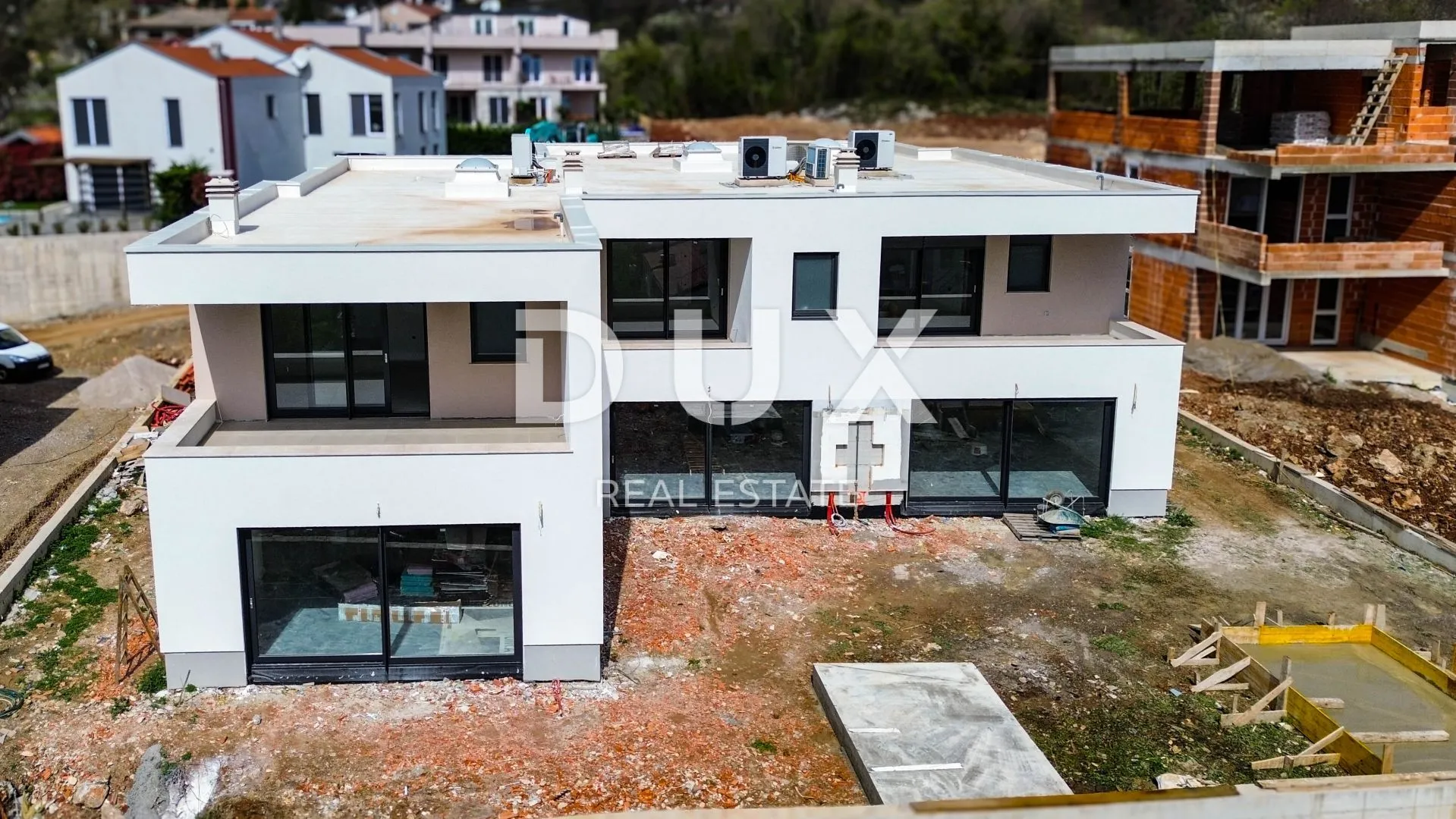 OPATIJA, POBRI - Villa u nizu 179m2 s pogledom na more + uređena okućnica 250m2 - Pobri, Opatija