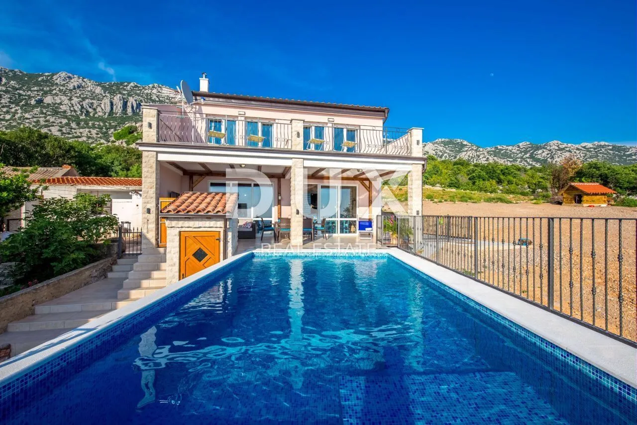 jablanac - kuća 260m2 sa bazenom i pogledom na more - slika 1