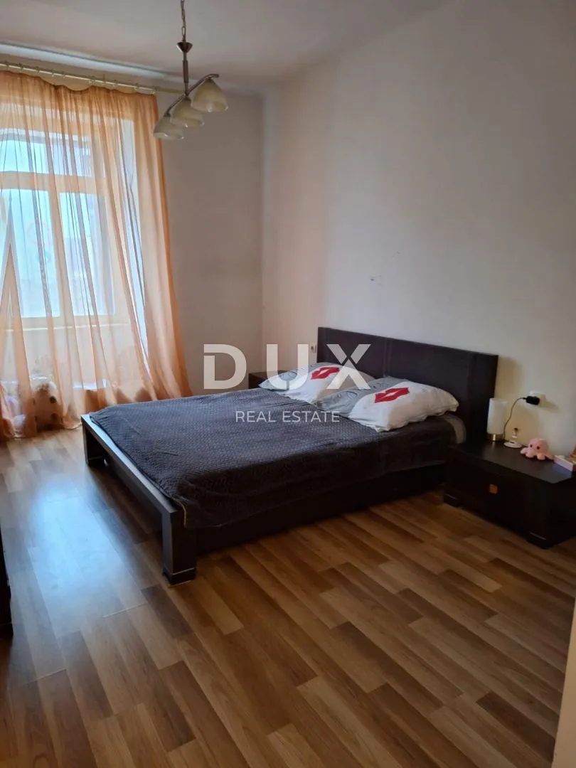 istra, pula- prostrani stan u centru grada! - slika 17