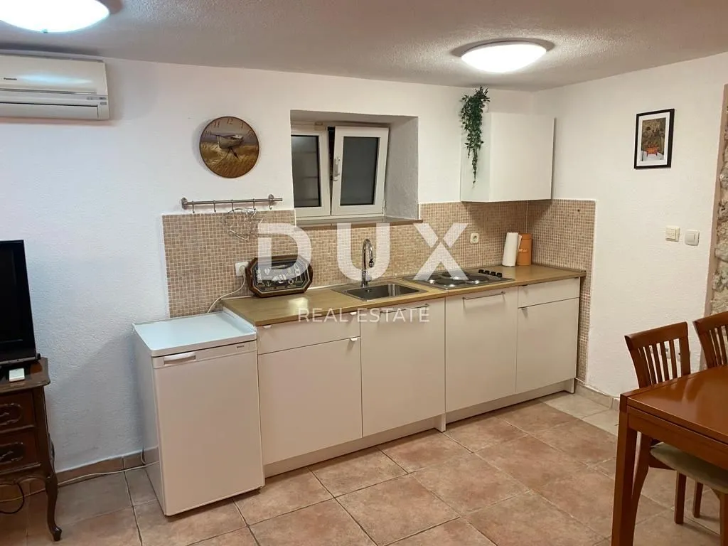 otok krk, grad krk - kuća sa 2 apartmana 100 m od mora - slika 6