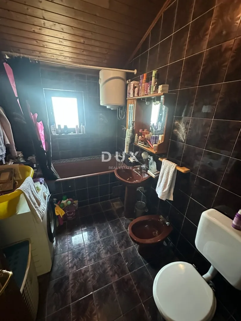 istra, medulin - kuća s 3 stambene jedinice u blizini mora! - slika 8