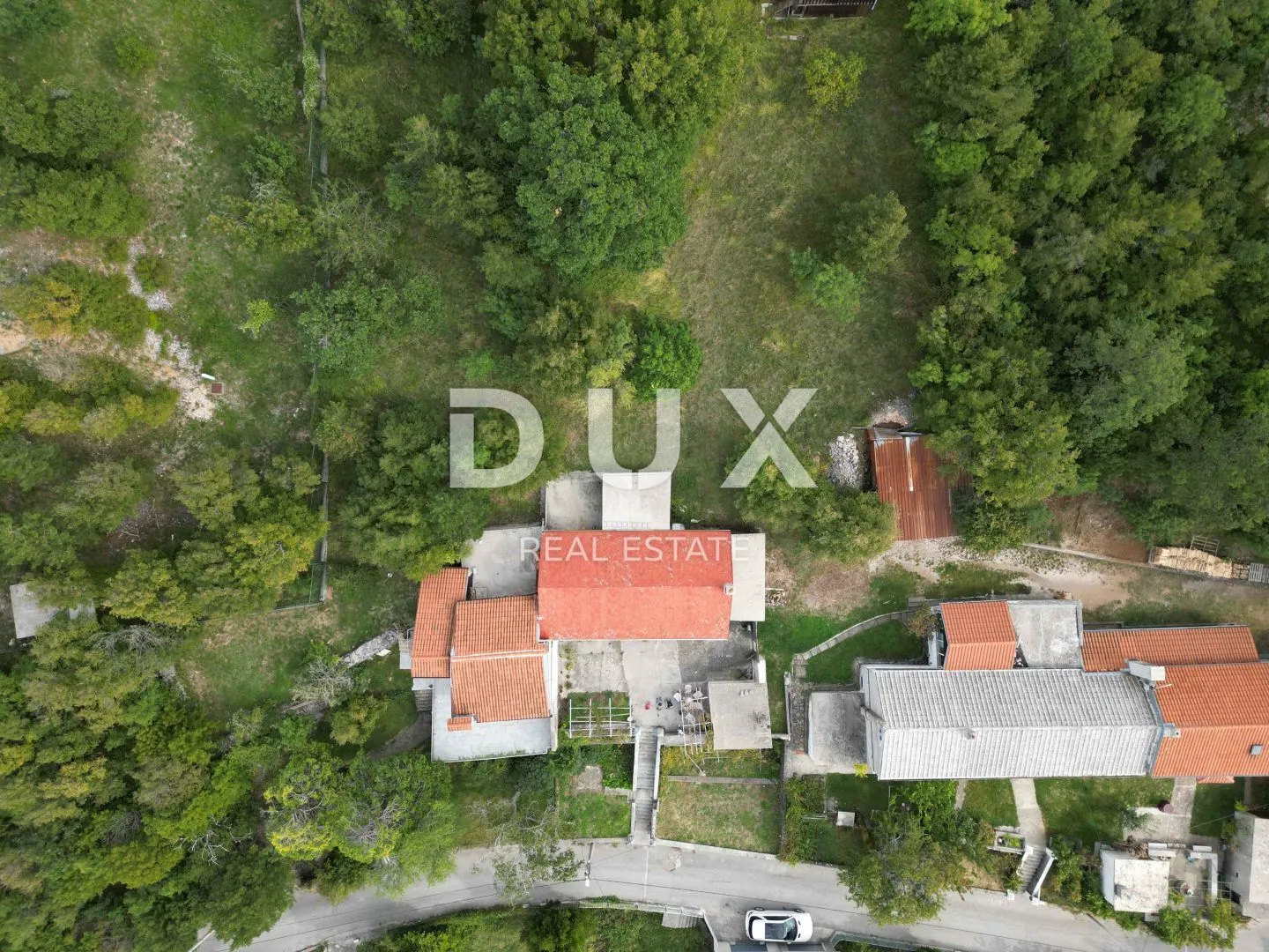 rijeka, hreljin- dvojna kuća 150m2 s pogledom na more + okoliš 650m2 - slika 9