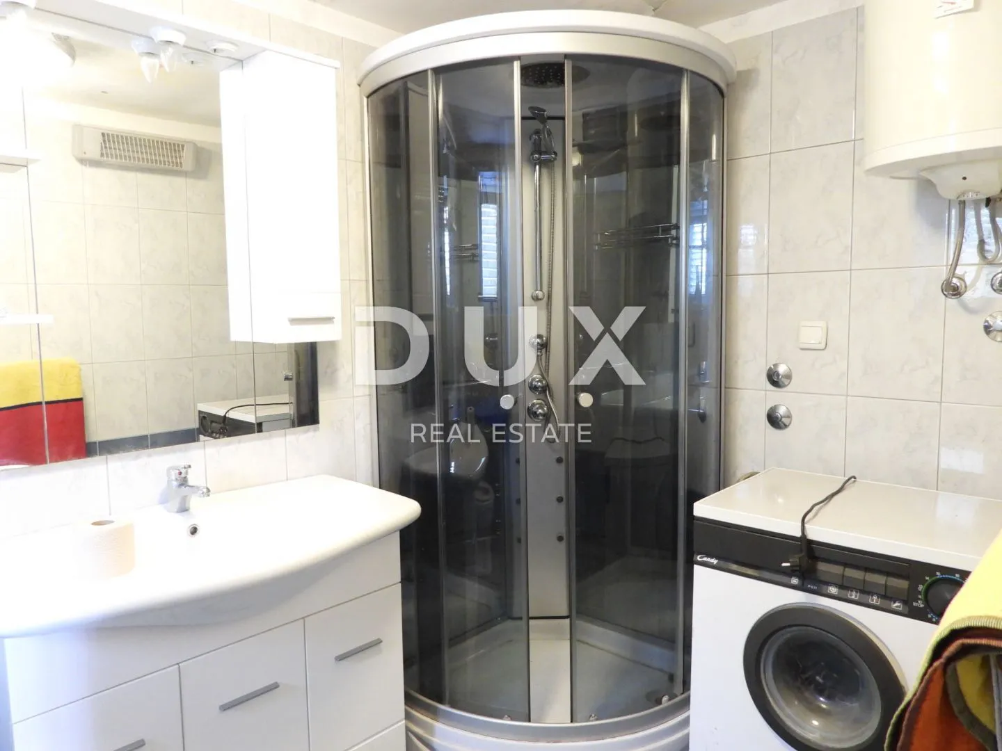 rijeka, hreljin- dvojna kuća 150m2 s pogledom na more + okoliš 650m2 - slika 42