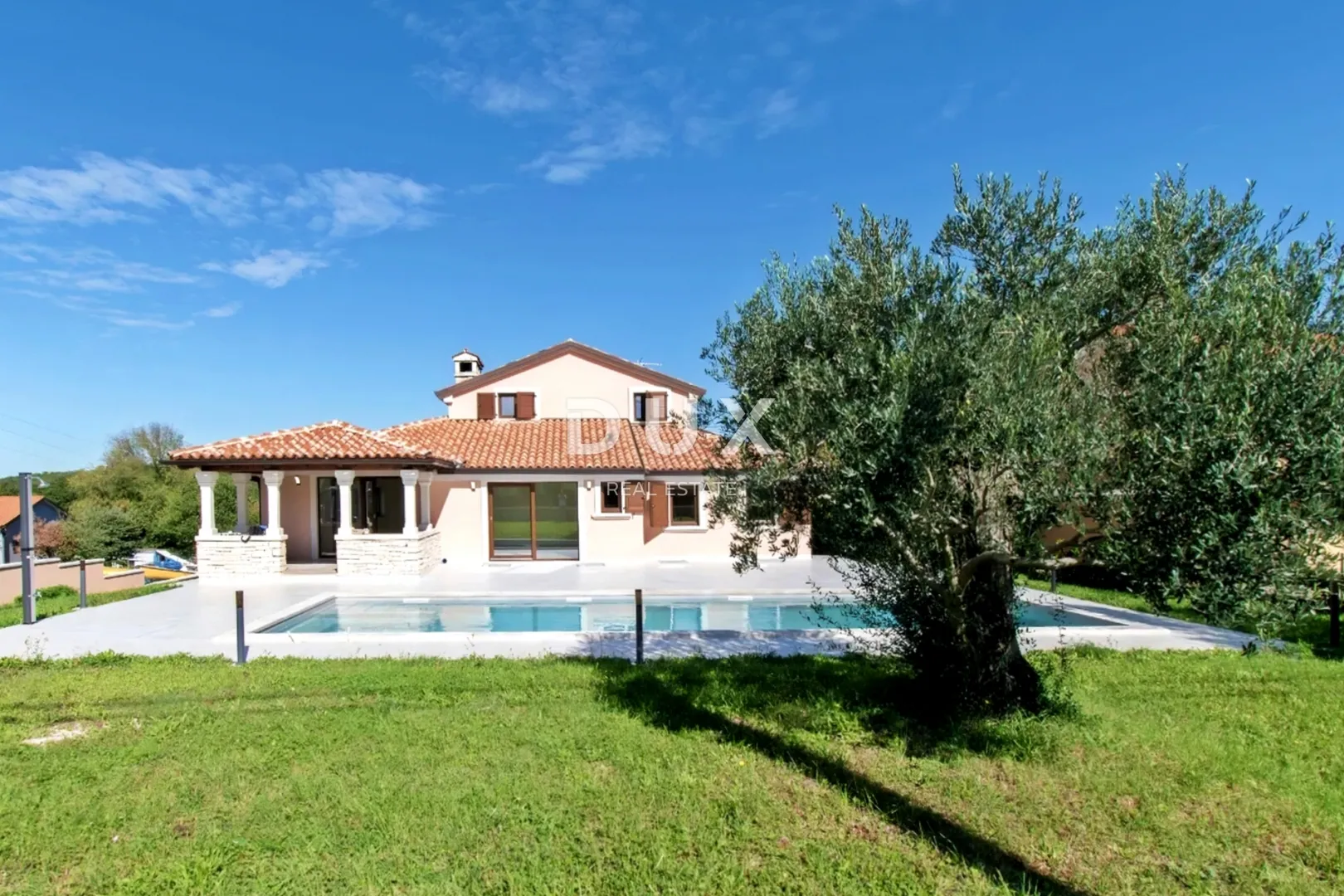 istra, vrsar - vila mediteranskog šarma - slika 1