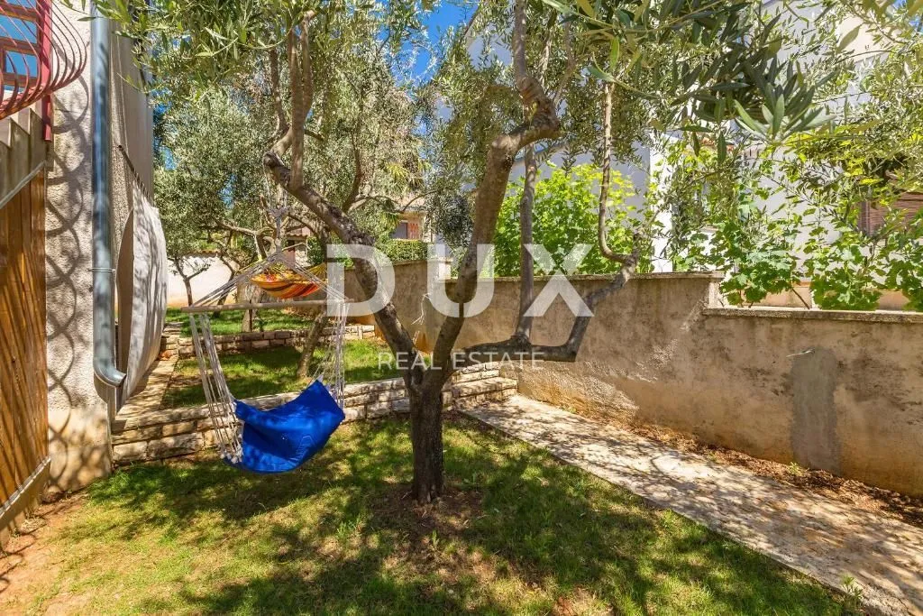 otok krk, šotovento - samostojeća kuća sa 3 apartmana i pogledom na more - slika 9