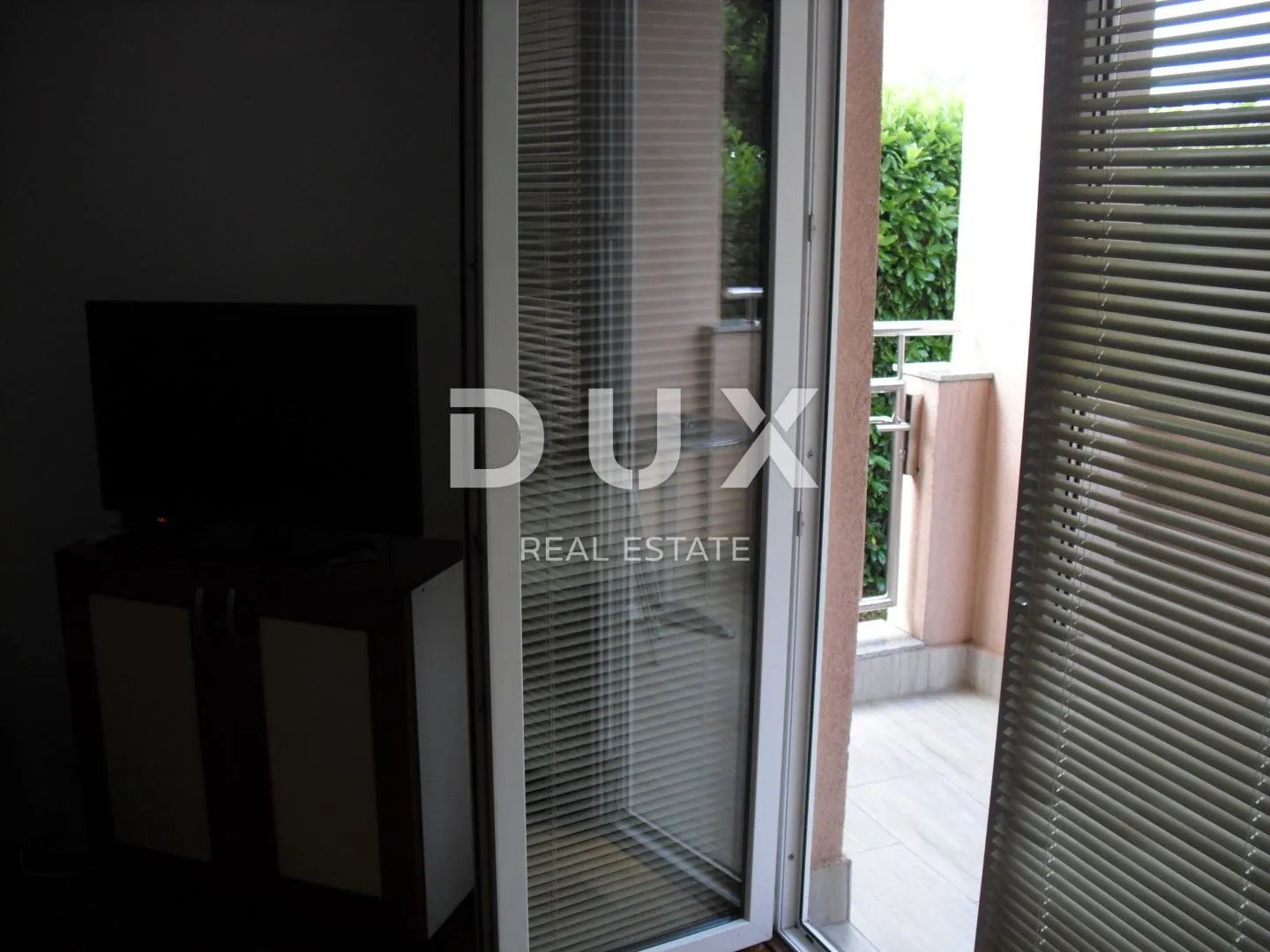 otok krk, malinska - apartman 2s+db sa vrtom i parkingom - slika 21