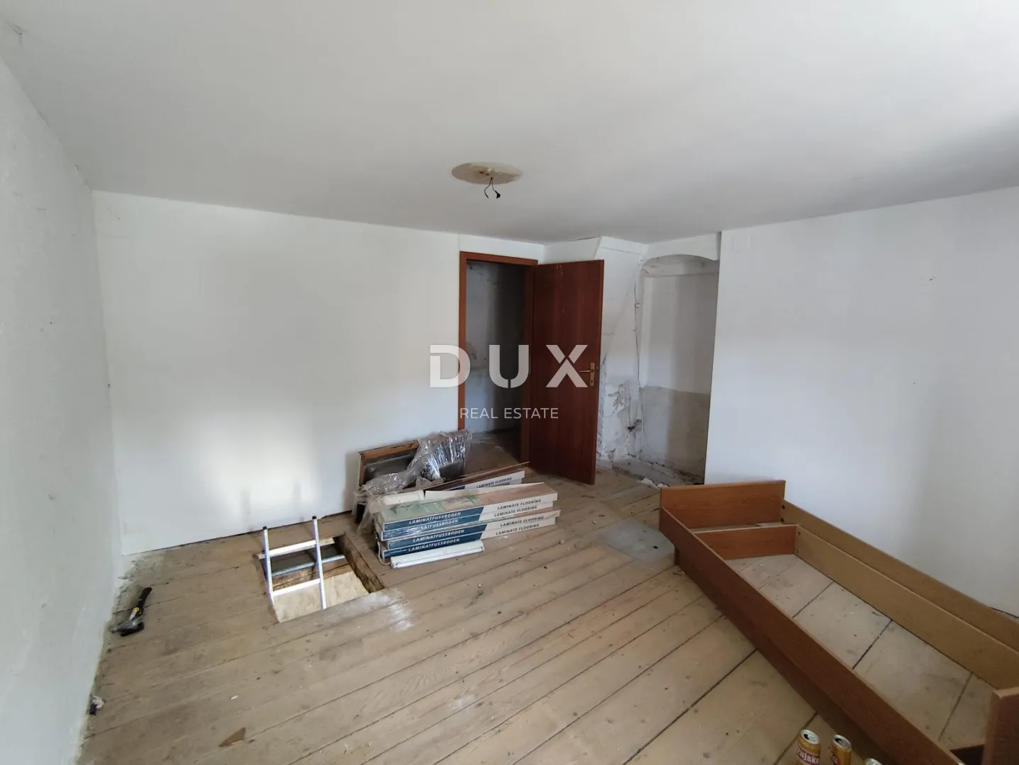 zaton, šibenik, kamena kuća za adaptaciju, prvi red do mora, 37 m² - slika 7