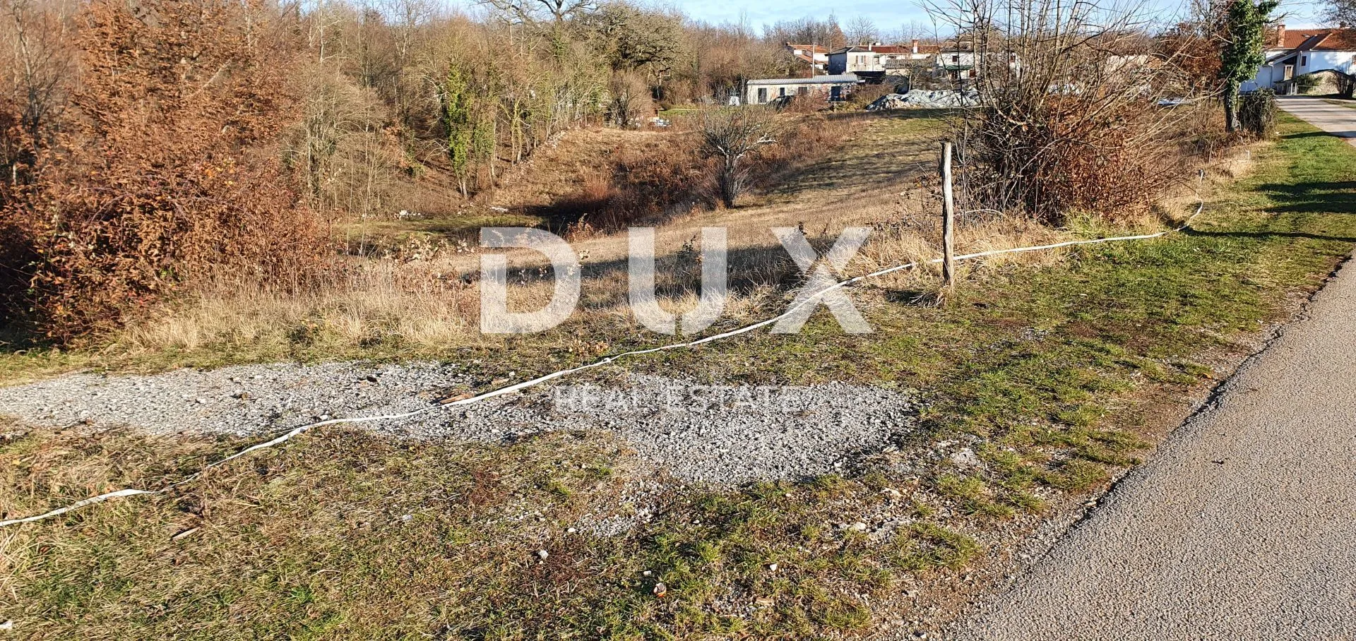 istra, gračišće - prostrano građevinsko zemljište 6000m2 - prilika za investitore - slika 24