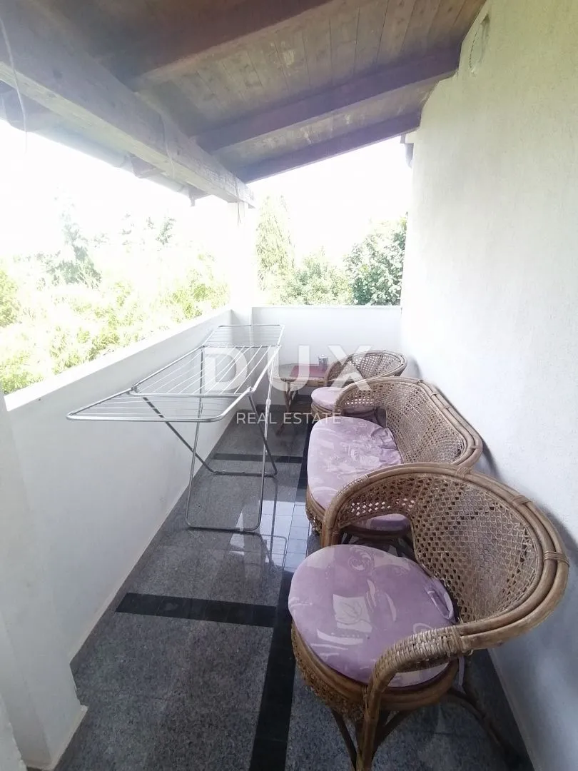 istra, pula - dvije obiteljske kuće - slika 49