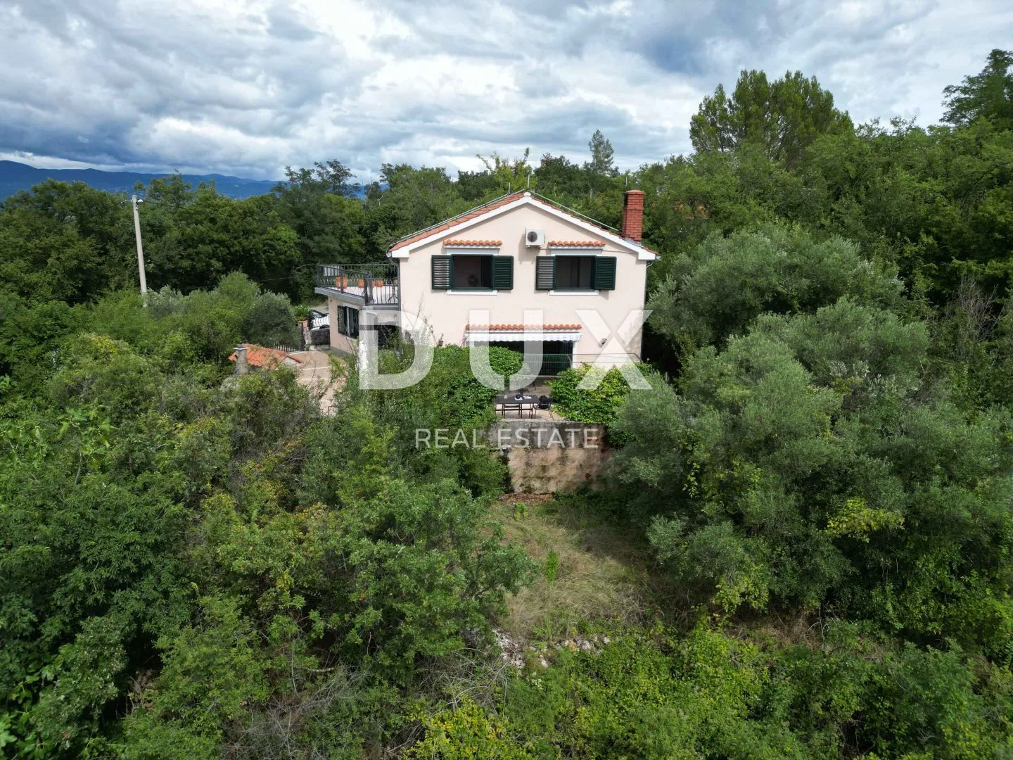 krk, dobrinj - samostojeća kuća 135m2 s pogledom na more + okoliš 150m2 - slika 4