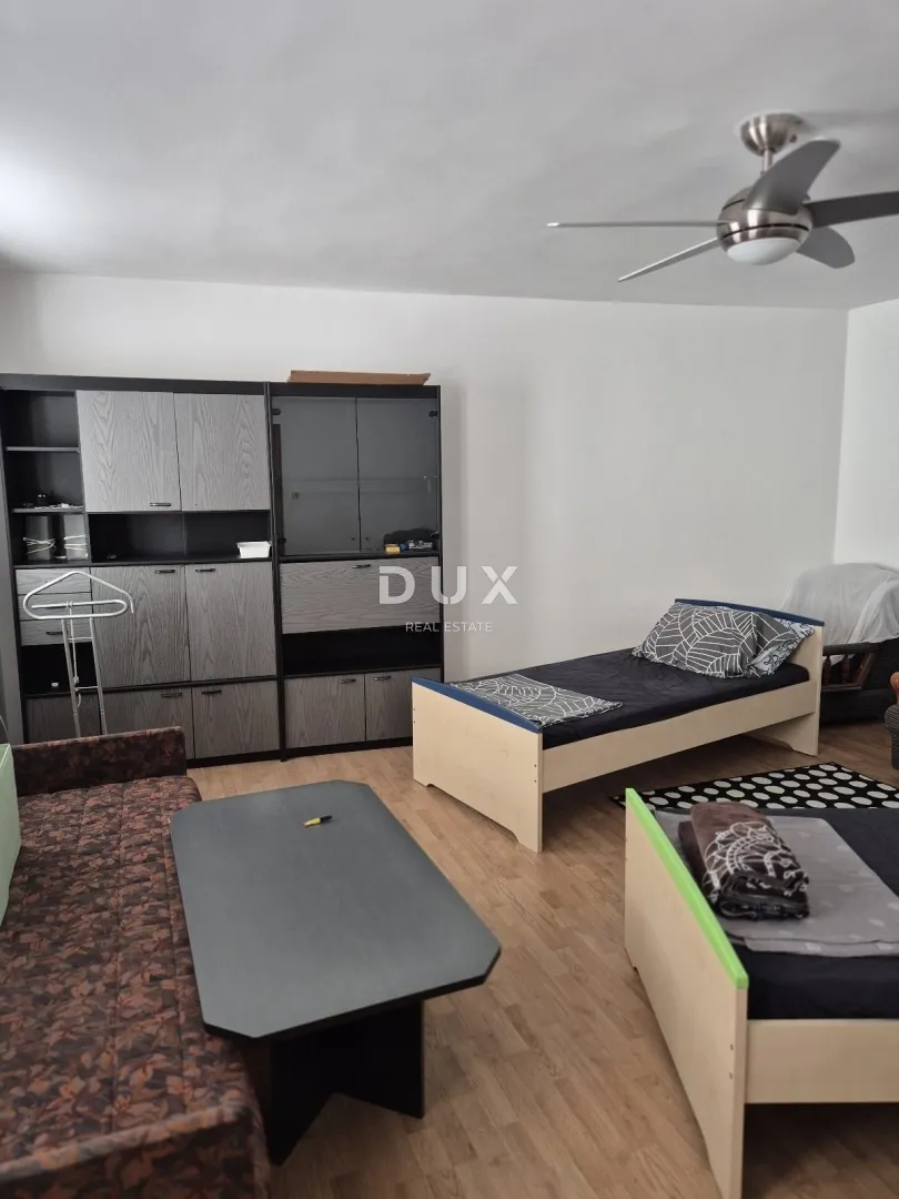 novi vinodolski - kuća u centru grada s pogledom na more - slika 8