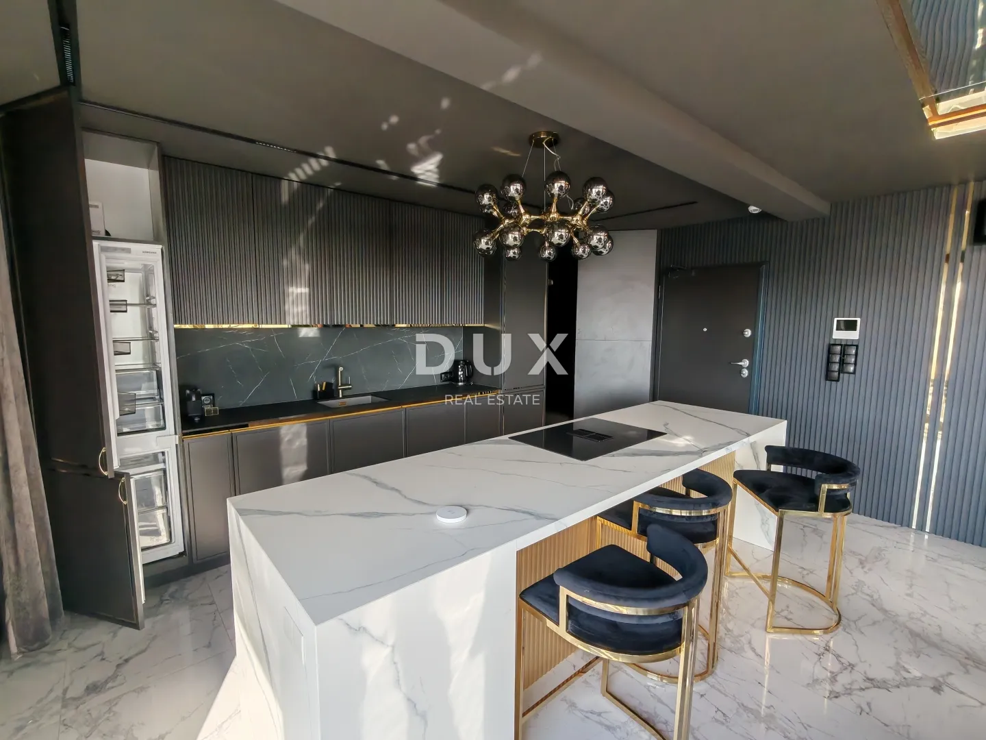 zadar, sukošan - luksuzno namješten penthouse 50 m od plaže! - slika 11