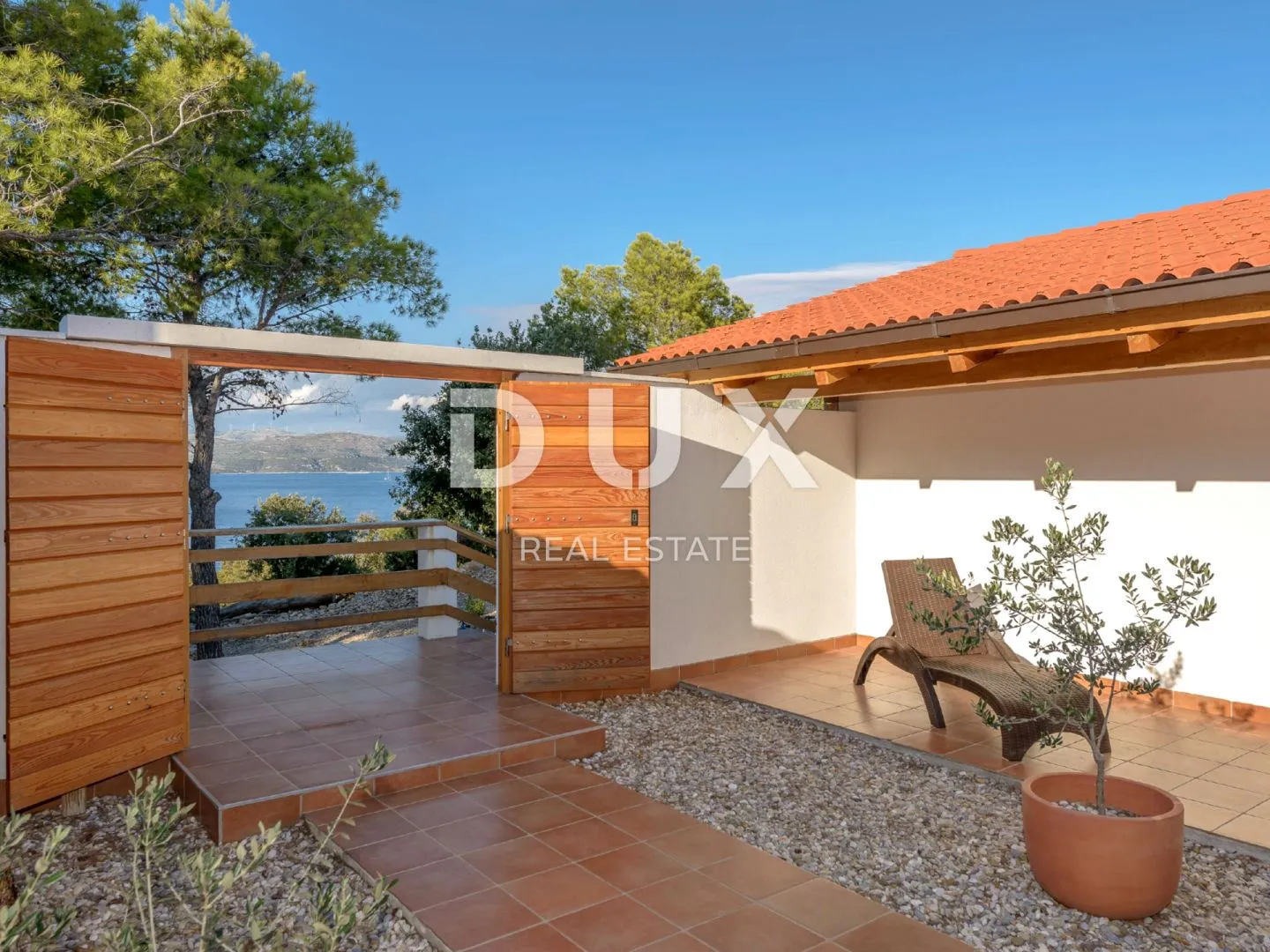 dalmacija, trogir - privatna oaza uz plažu - slika 13