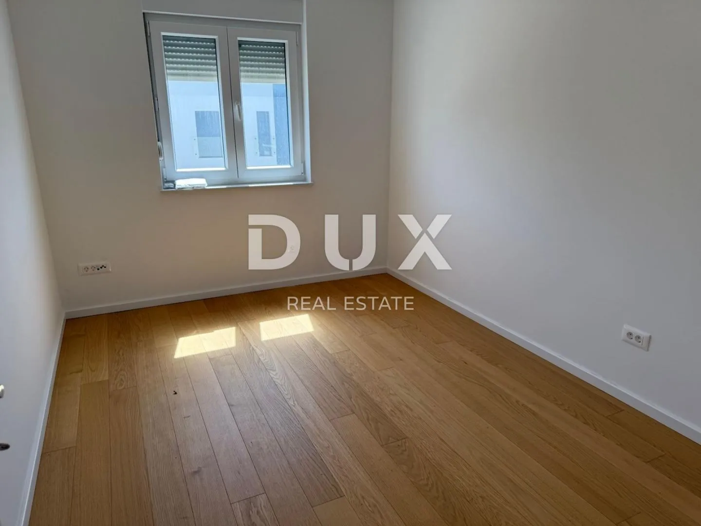 otok pag, mandre - 3s+db stan u kući od samo dva stana - slika 15