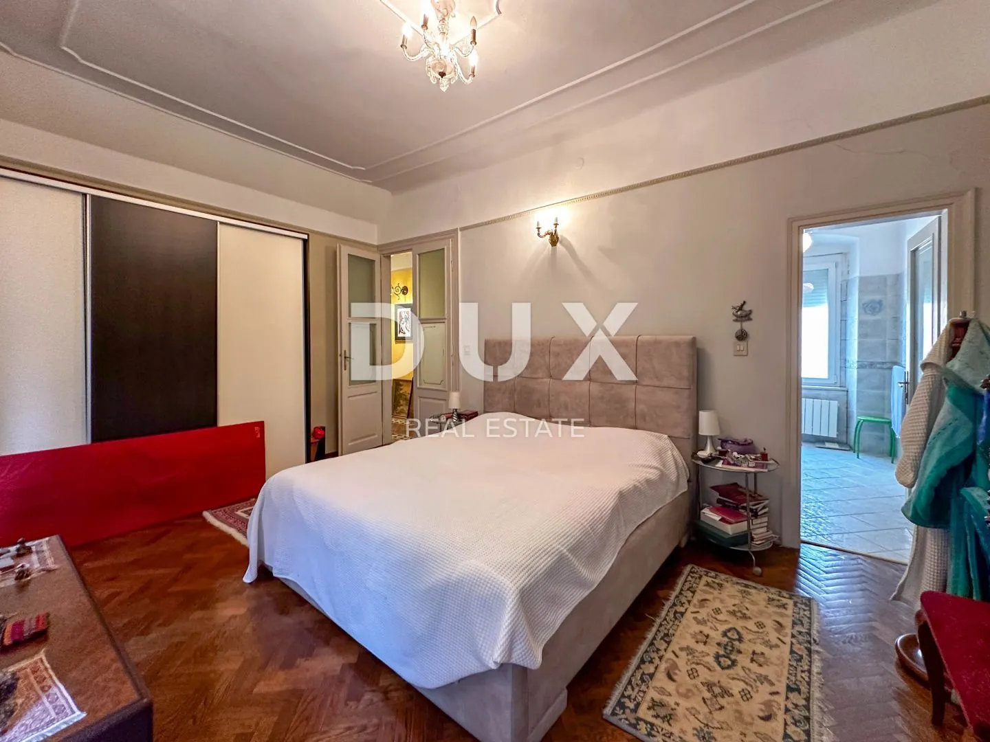 rijeka, centar - stan , 4s + db, 3. kat, gospodski uređen! - slika 12