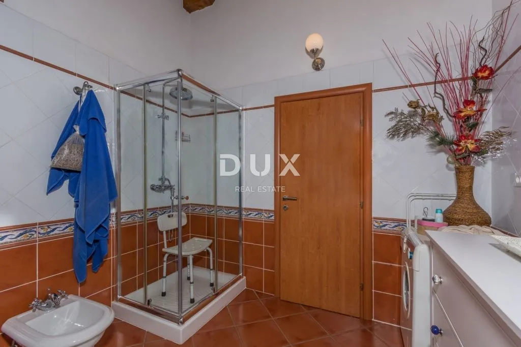 opatija, poljane - dvije kuće, 223m2 i okućnica s bazenom - slika 12