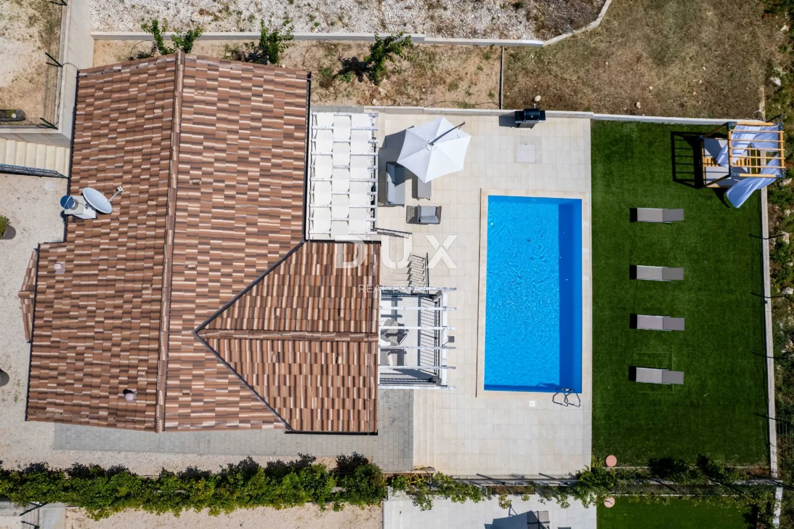 istra, rabac - mediteranska kuća s bazenom i pogledom na more - slika 4