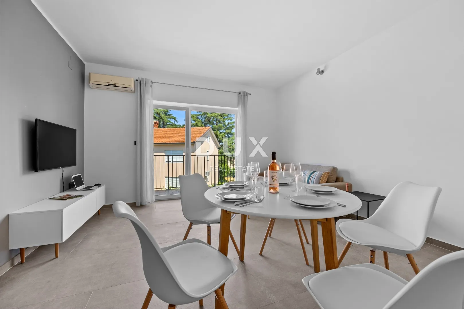 pula, valdebek, stan, 73.14 m2, trosoban, bazen, balkon - slika 2