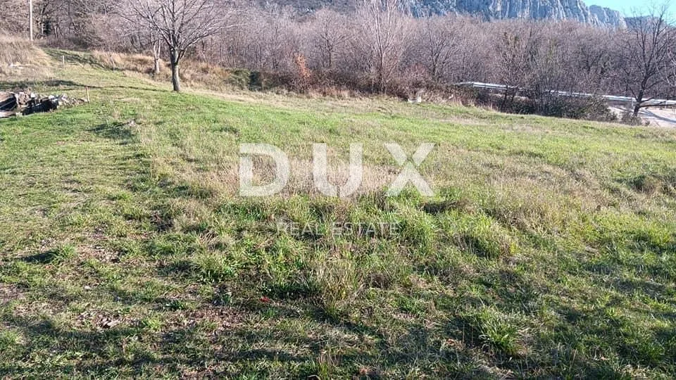 BRIBIR, GRAĐEVINSKO ZEMLJIŠTE 700m2, POGLED NA MORE - Bribir, Vinodolska općina