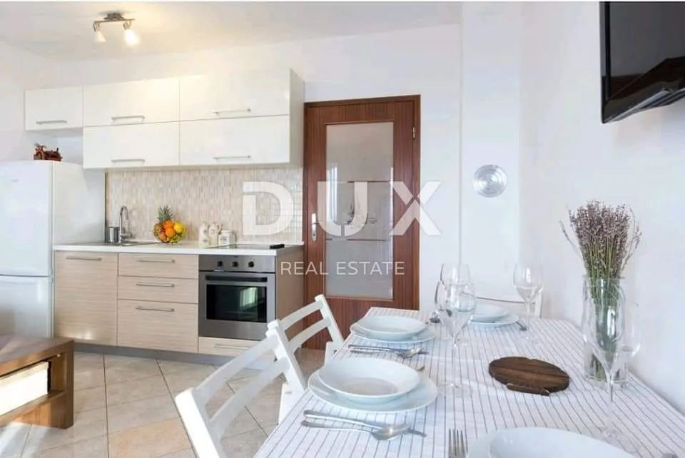 novi vinodolski, klenovica - kuća s apartmanima i pogledom na more - slika 8