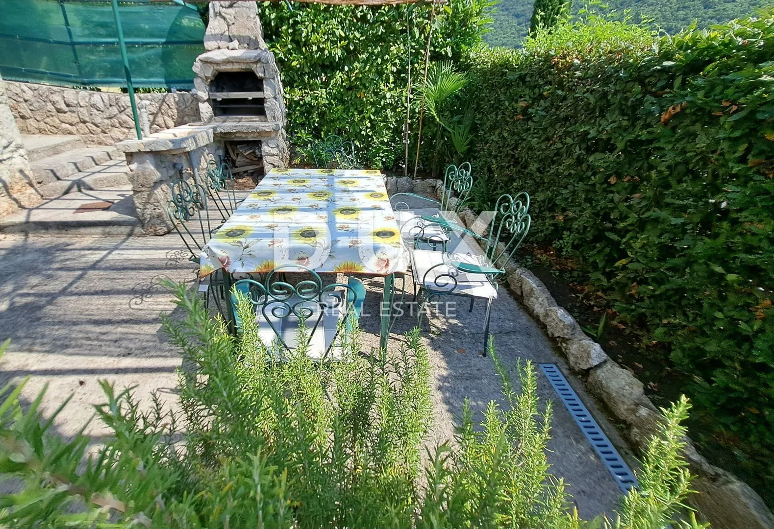 opatija, mošćenička draga - tri stambene jedinice s pogledom na more - slika 24
