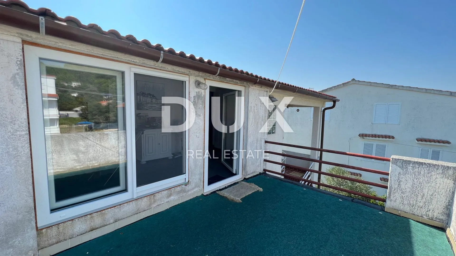 otok rab, palit - 4s+db apartman od 111m2, blizu mora + 2 parkirna mjesta - slika 15