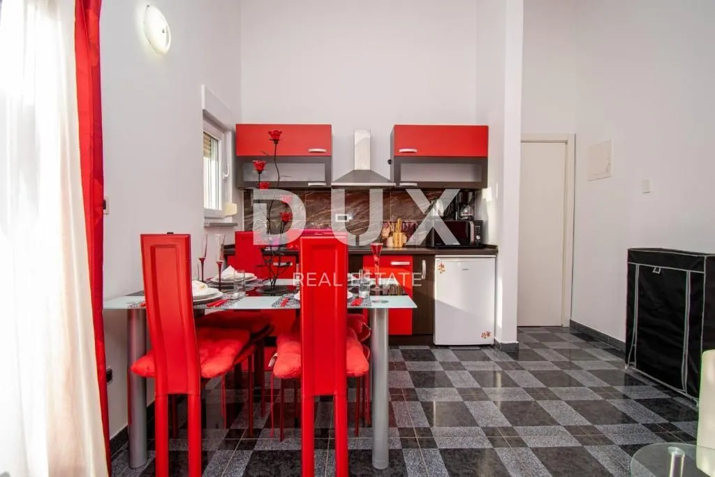 istra, pula prekrasna apartmanska kuća! - slika 6