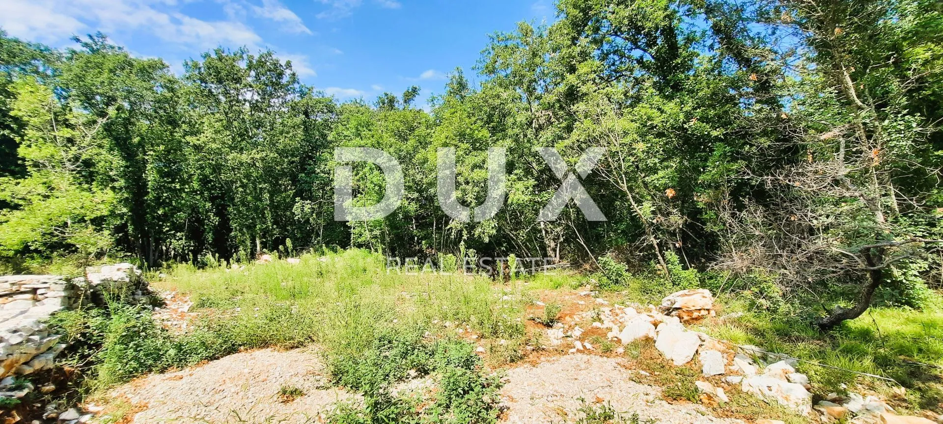ISTRA, ROVINJSKO SELO - Zemljište od 3284m2 u neposrednoj blizini naselja - Rovinjsko Selo, Rovinj