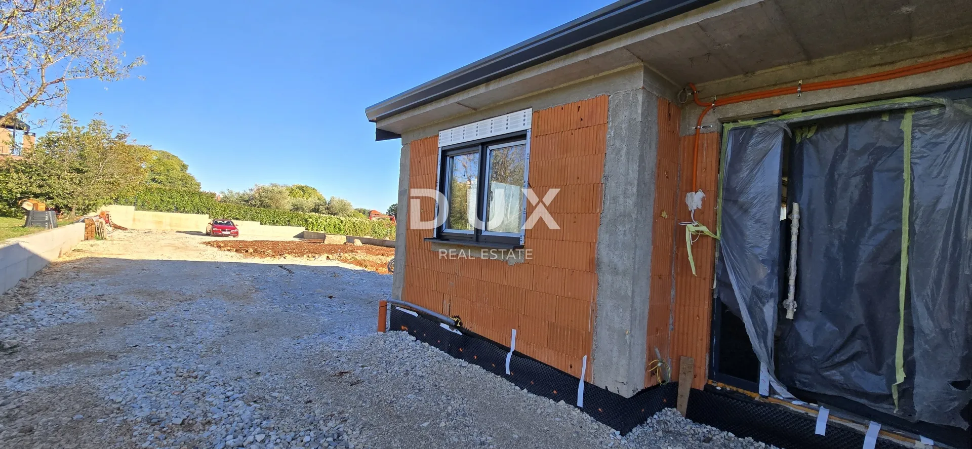 istra, kaštelir - tri prizemnice s bazenom, novogradnja - slika 13