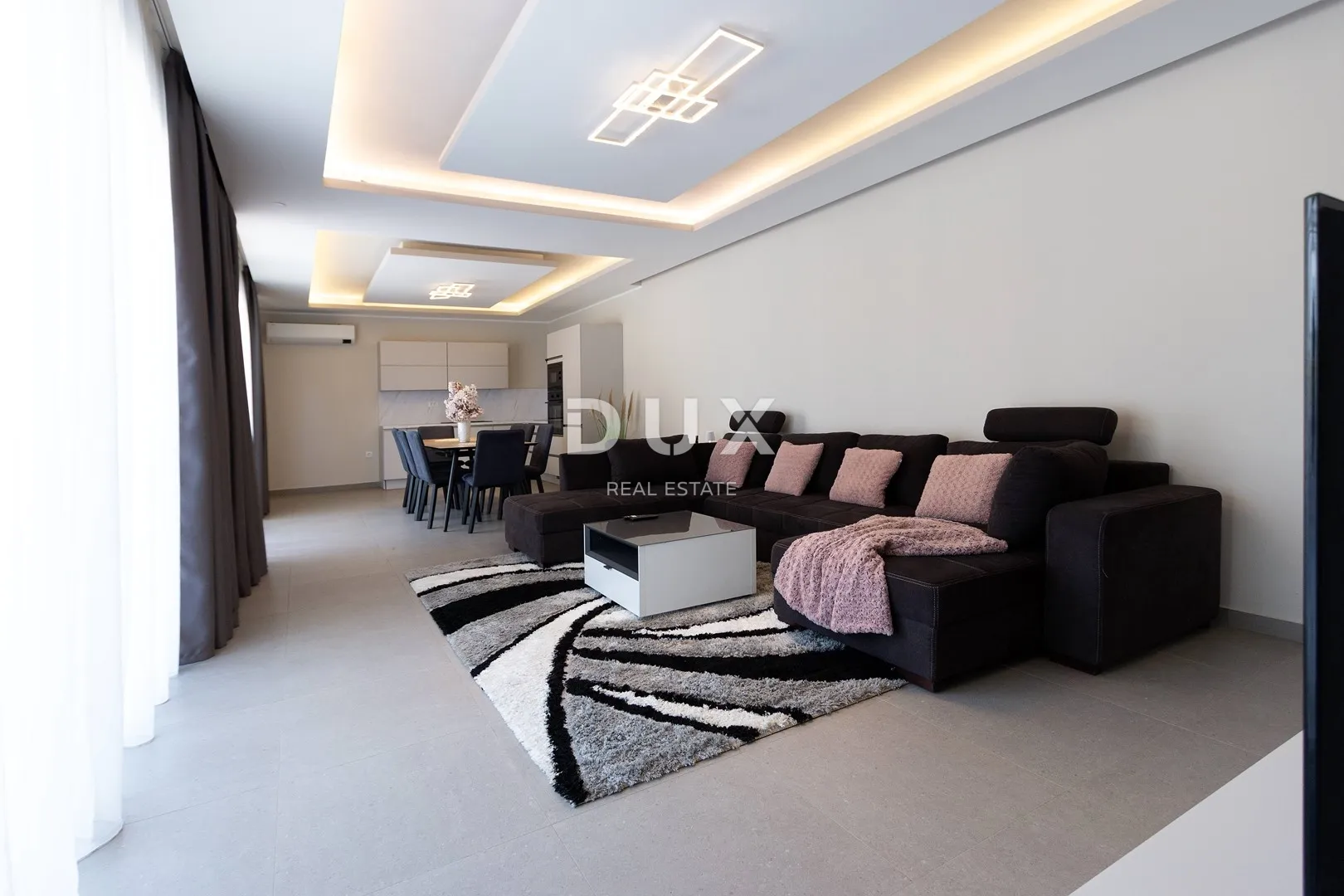 istra, rovinj, kuća s 4ss+db, 160 m², okućnica, 400m od mora - slika 3