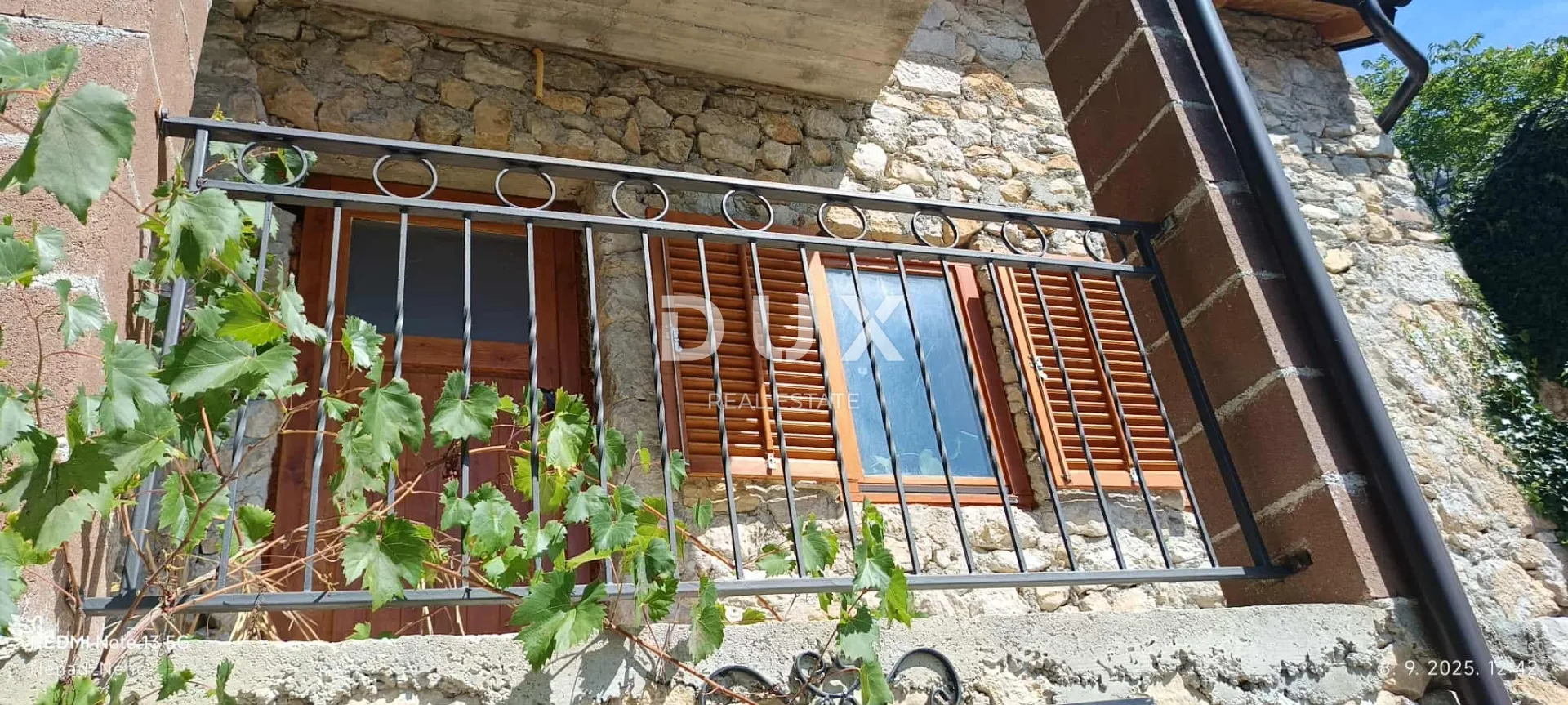 crikvenica, belgrad - dva apartmana s pogledom na more + dvorište! prilika! - slika 4