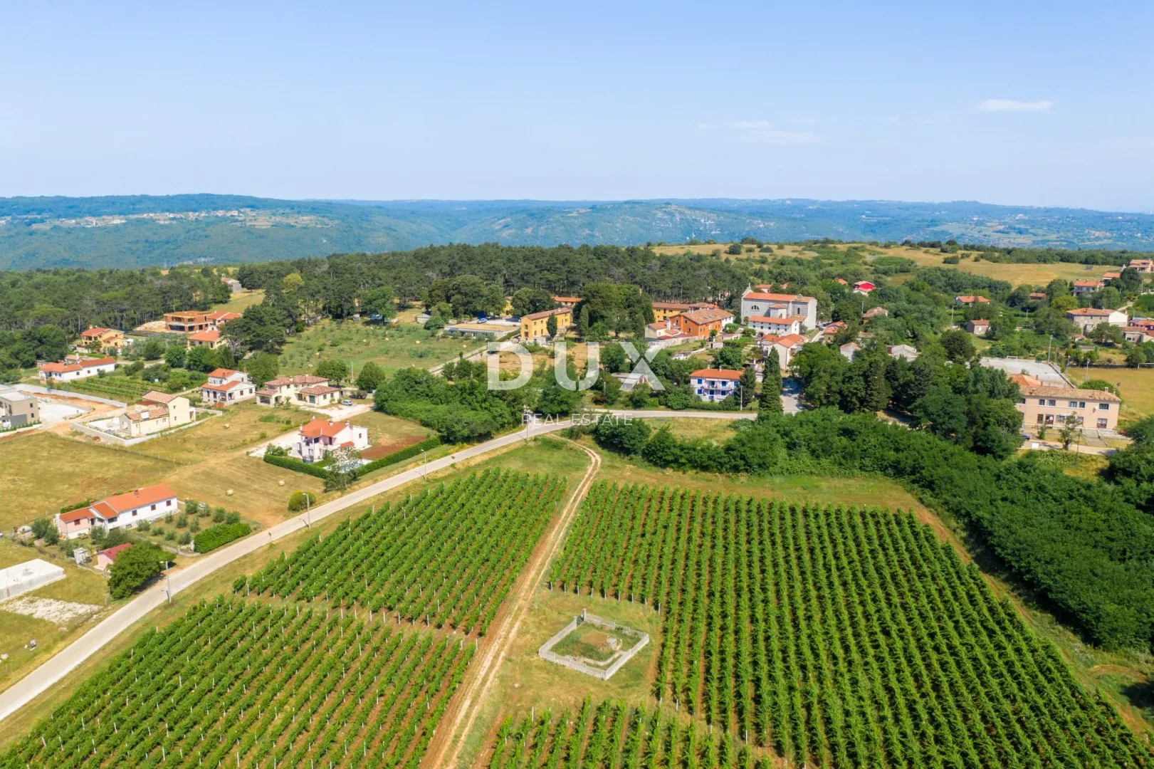 istra, labin - palača u baroknom ladanjskom arhitektonskom sklopu - slika 19