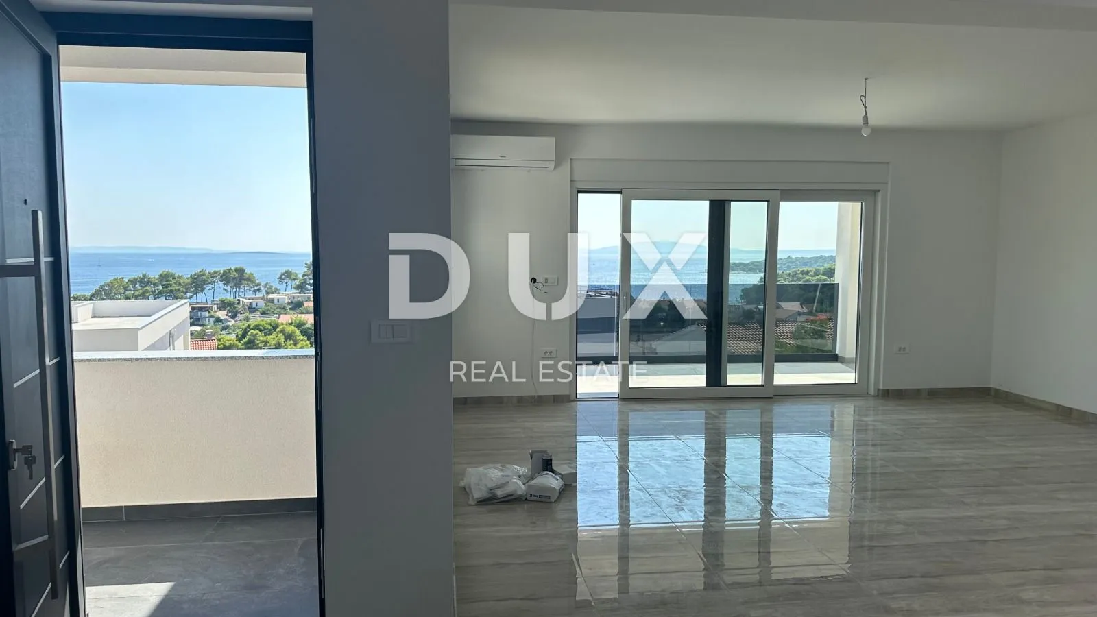 otok rab, banjol - luksuzni penthouse s 360° pogledom - slika 2