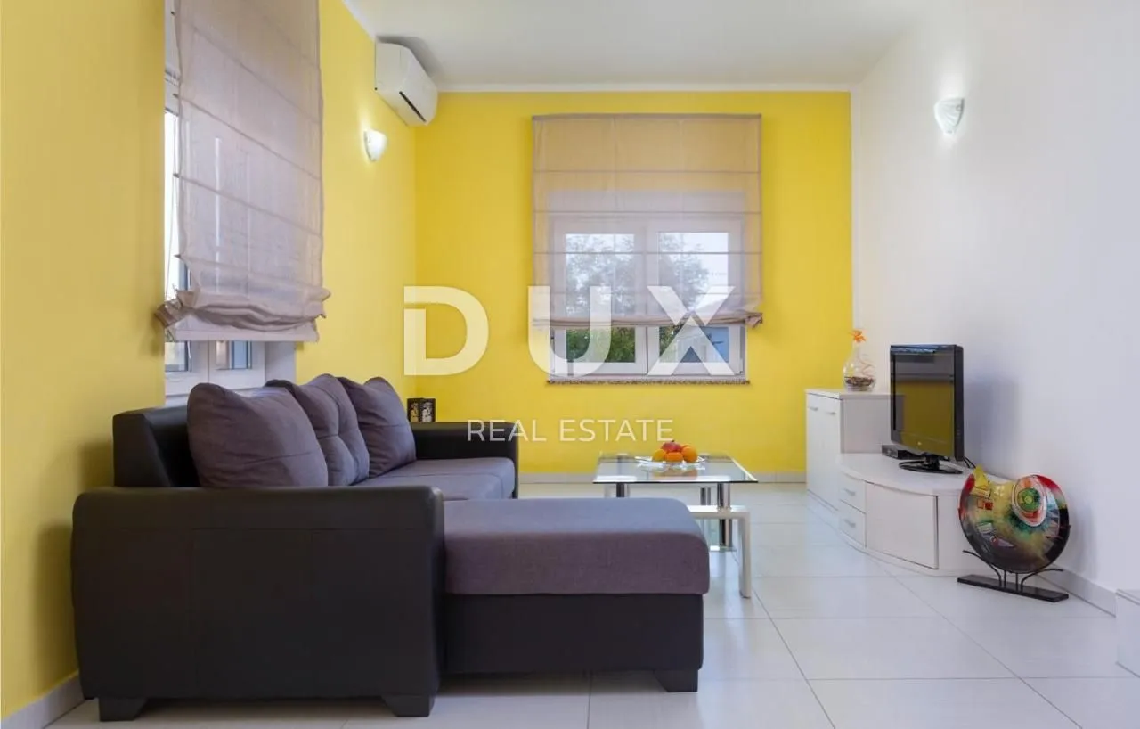 istra, medulin velika apartmanska kuća! - slika 42
