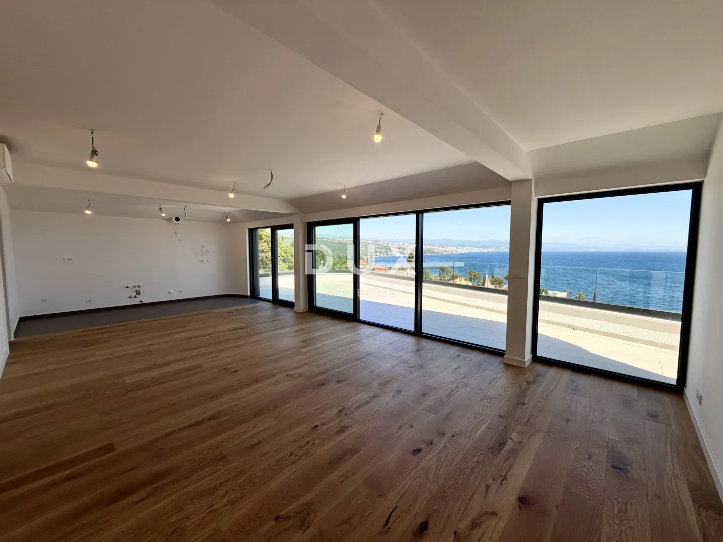 opatija, centar - penthouse s pogledom koji zaustavlja dah! - slika 4