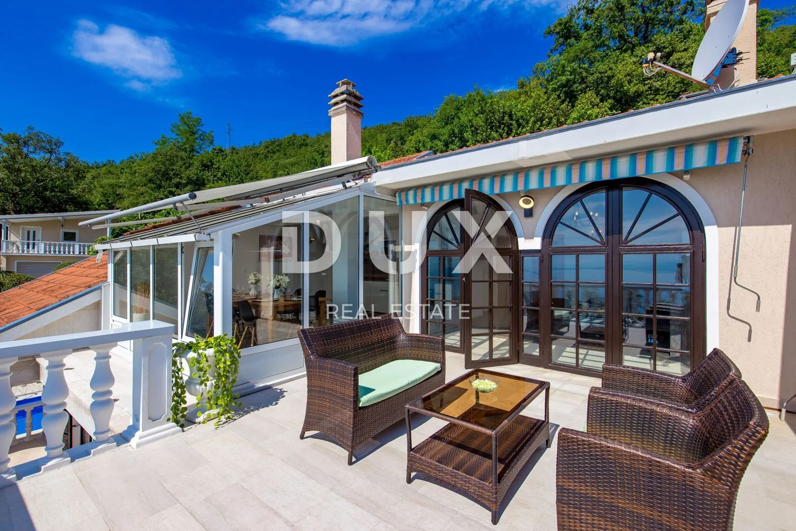 opatija, matulji - vila s pogledom na kvarnersko plavetnilo - slika 24