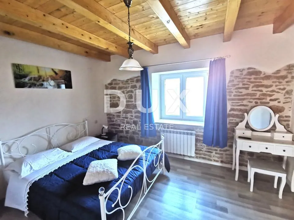 istra, višnjan - imanje s dvije kuće i pogledom na more - slika 29