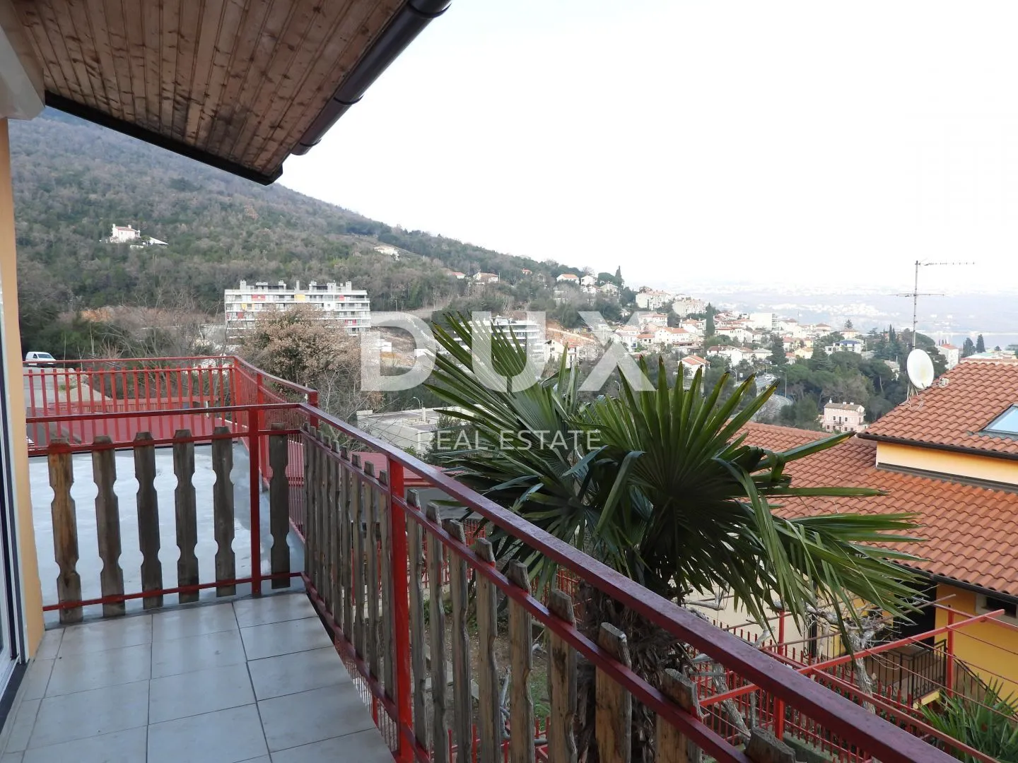 opatija- kuća 203m2 s panoramskim pogledom na more + okoliš - slika 33